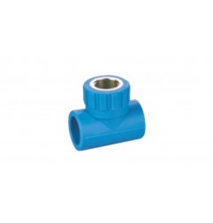 Adaptador tee hembra con inserto de metal